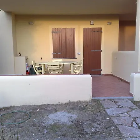 Villaggio Rena 2000 *