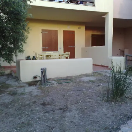 Apart-hotel Villaggio Rena 2000 *