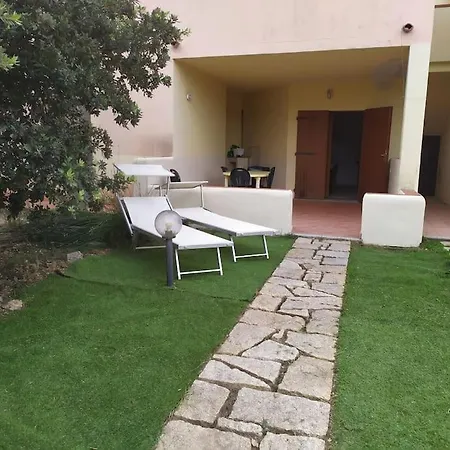 Apart-hotel Villaggio Rena 2000 *